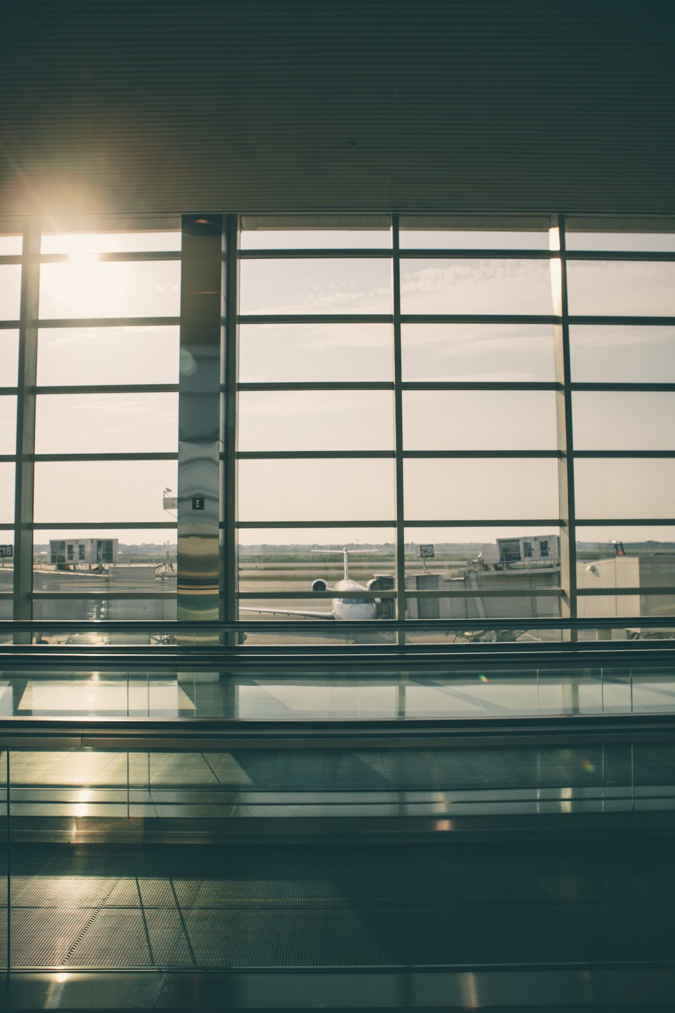 airport plane